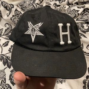 Huf strap back hat